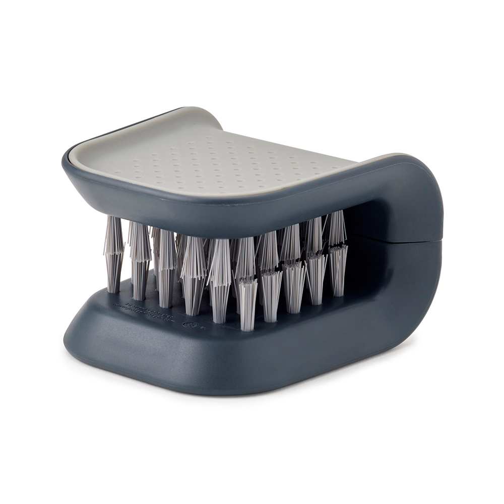       Bladebrush, 88 , 5 , , Joseph Joseph, 