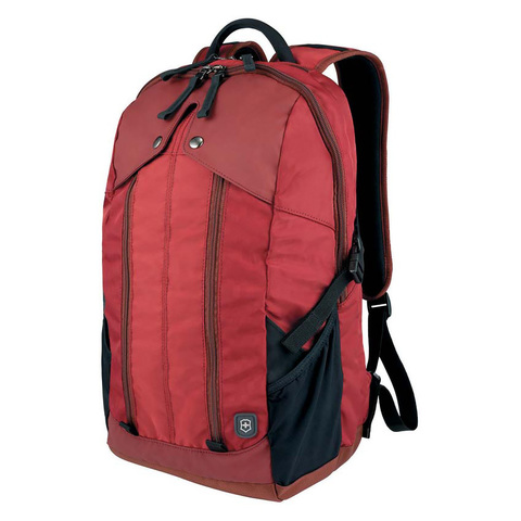  Altmont 3.0 Slimline 15 Red, 18x30 , 48 , 27 , , Victorinox